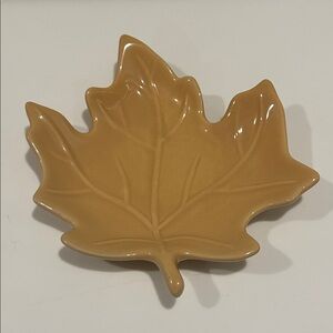 Williams Sonoma Maple Leaf Decor Dish